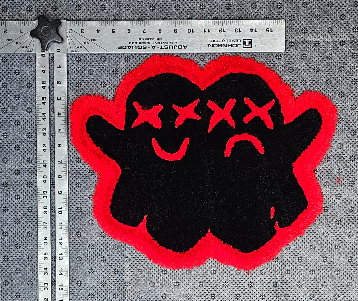 Smaller Rug Black/Red